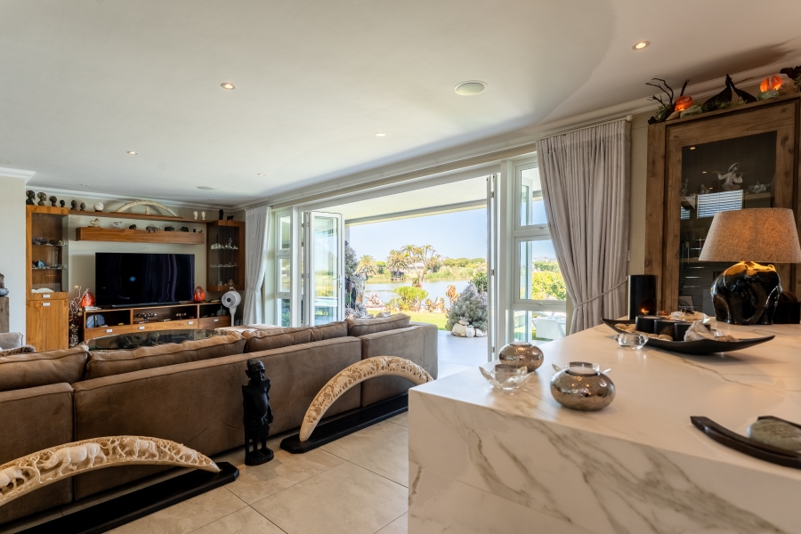 3 Bedroom Property for Sale in Lake Michelle Western Cape